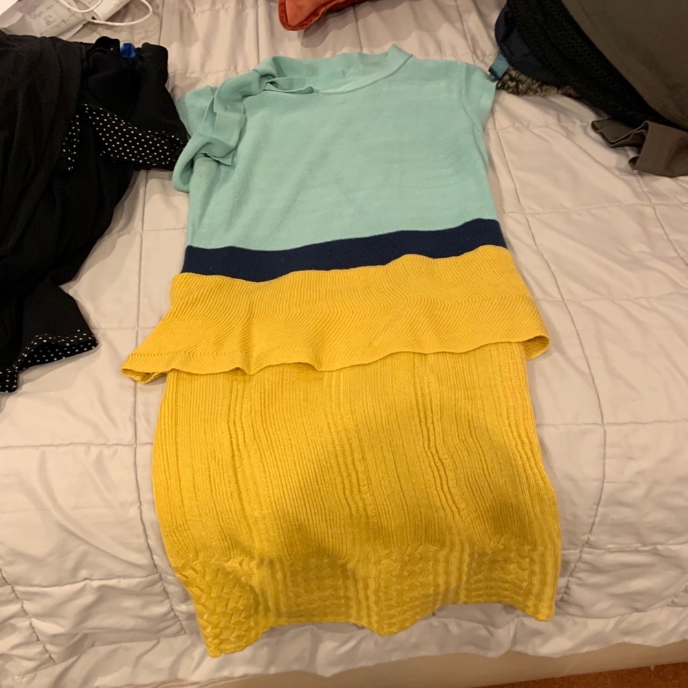Adorable knit  dress great condition